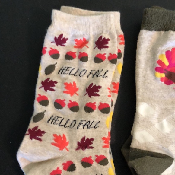 Set of 4 Talbots Trouser Socks Fall / Christmas / Cat OS - Picture 6 of 6